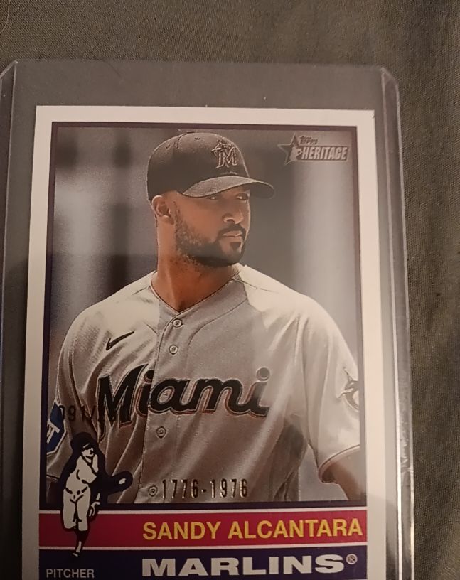 2025 Topps Heritage #161 Sandy Alcantara — front