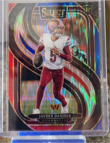 2024 Panini Select Premier Level #112 Jayden Daniels — front