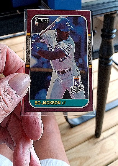 1987 Donruss #18 Bo Jackson — front
