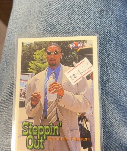 1998 Skybox Hoops #159 Scottie Pippen Steppin' Out — front