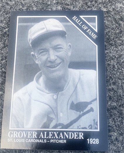 1991 The Sporting News Conlon Collection #32 Grover Alexander — front