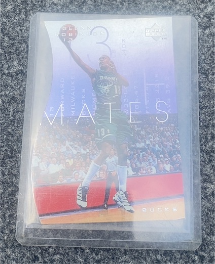 1997-98 Upper Deck #T30 Glenn Robinson Teammates — front