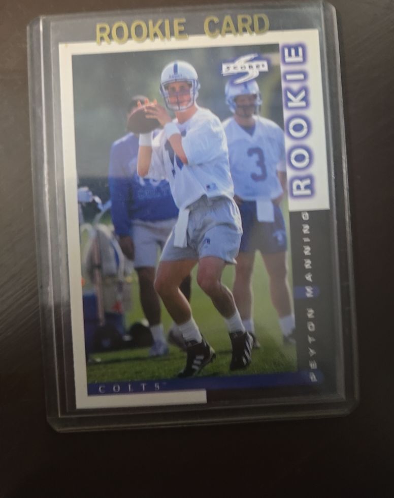 1998 Score #233 Peyton Manning Rookie Card — front