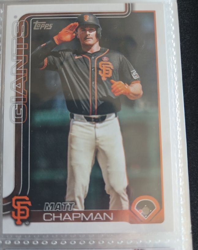 2025 Topps #221 Matt Chapman — front