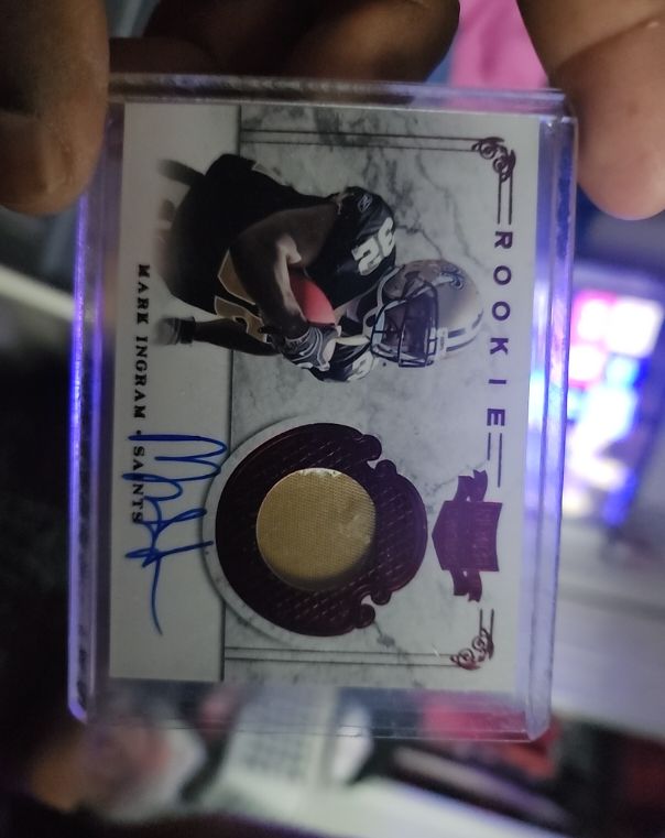 2011 Panini Plates & Patches #210 Mark Ingram — front