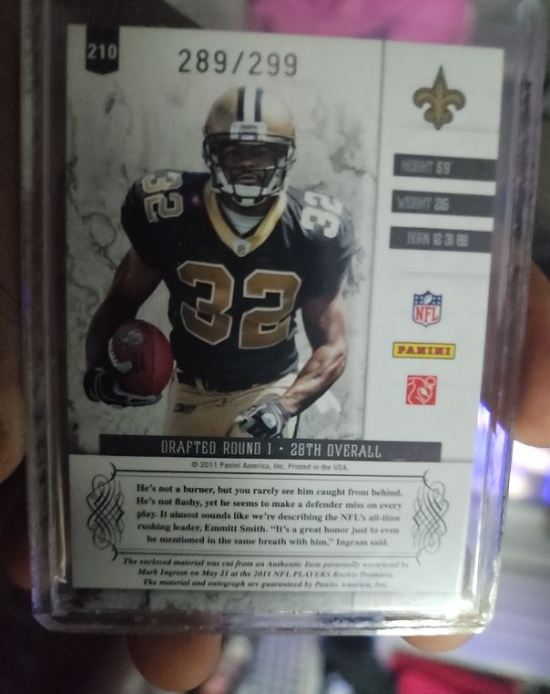 2011 Panini #210 Mark Ingram — front