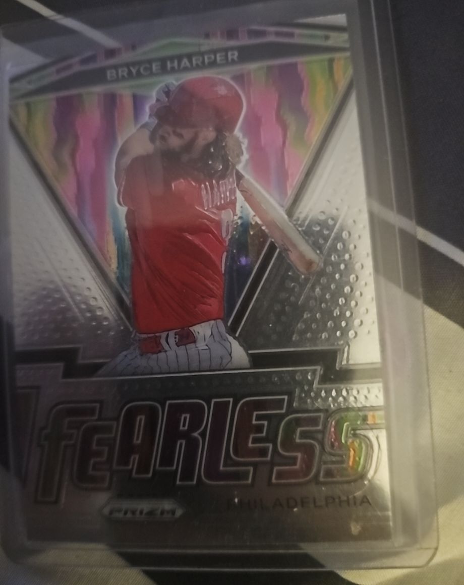 2021 Panini Prizm #FR-11 Bryce Harper Fearless — front