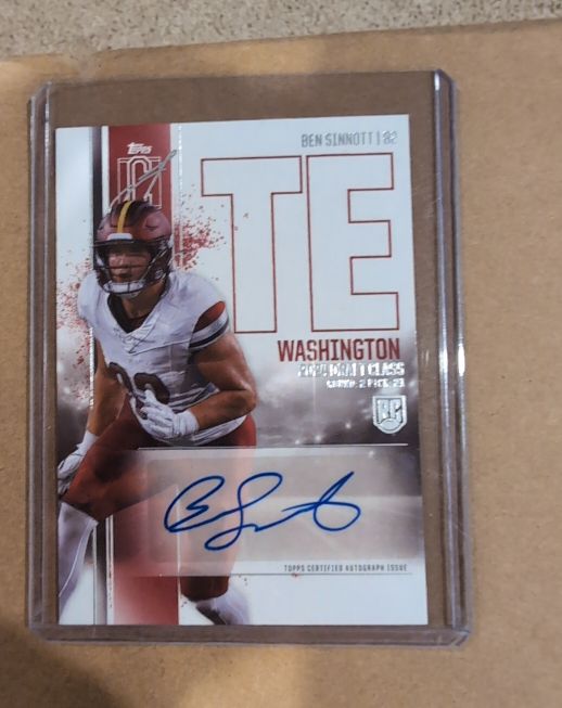 2024 Topps Signature Class #62 Ben Sinnott — front