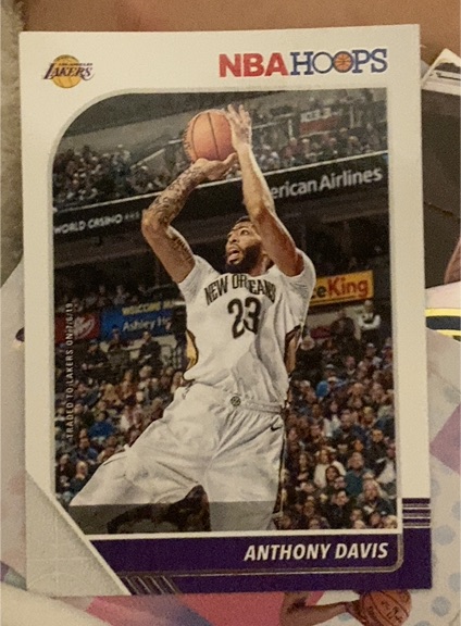 2019-20 Panini NBA Hoops #89 Anthony Davis — front