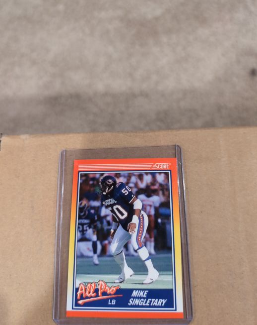 1990 Score #564 Mike Singletary — front