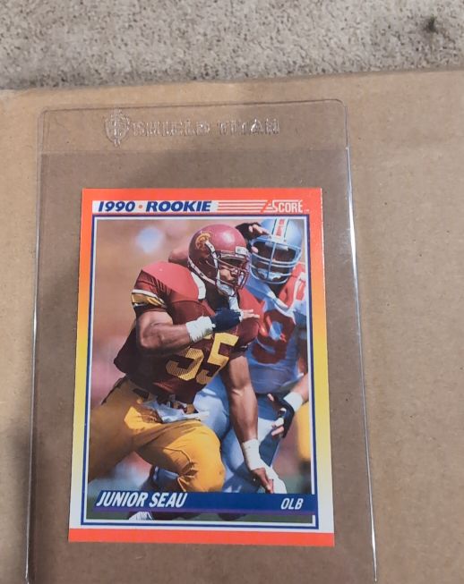1990 Score #302 Junior Seau Rookie Card — front