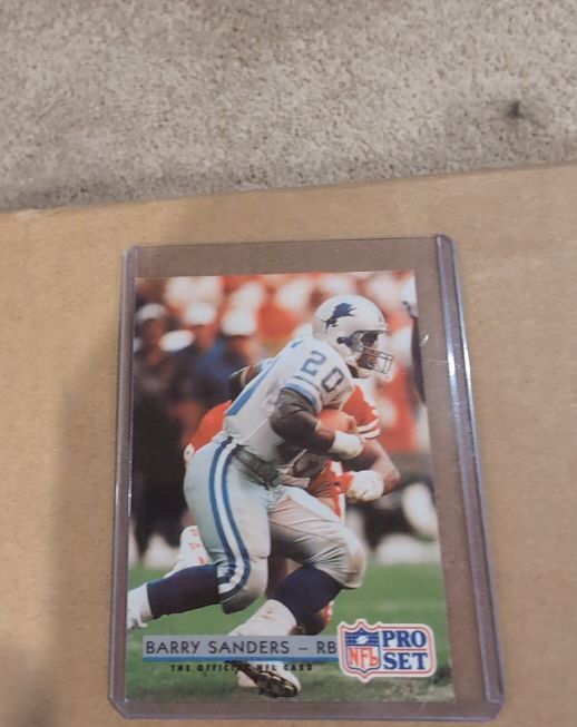 1991 Pro Set #20 Barry Sanders — front