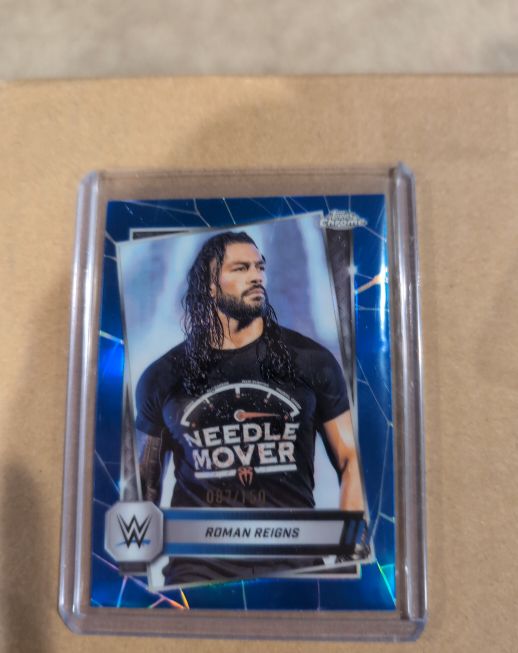 2025 Topps Chrome WWE #3 Roman Reigns — front