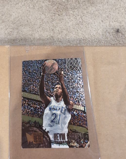 1995-96 Fleer Metal #167 Kevin Garnett — front
