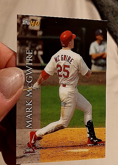 2000 Topps HD #70 Mark McGwire — front