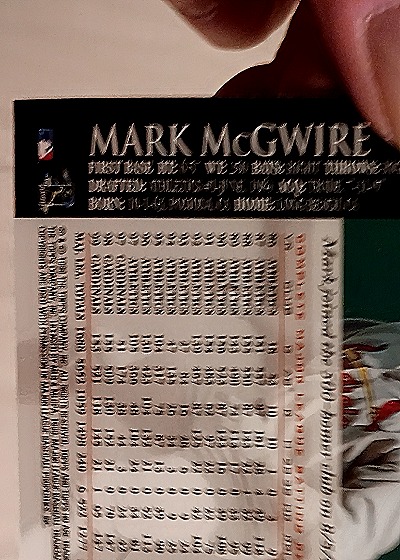 2000 Topps HD #70 Mark McGwire — back