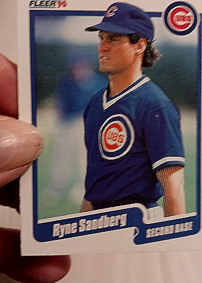 1990 Fleer #40 Ryne Sandberg — front