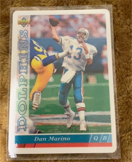 1993 Upper Deck #139 Dan Marino — front