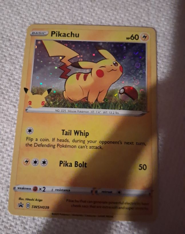 2020 Pokémon SWSH #SWSH039 Pikachu — front