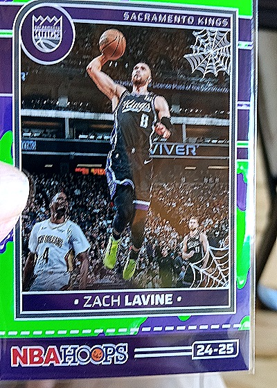 2024-25 Panini NBA Hoops #28 Zach LaVine — front