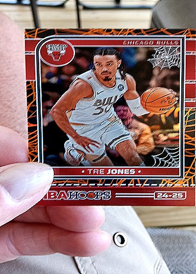 2024-25 Panini NBA Hoops Haunted Hoops Orange Pumpkin #24-25 Tre Jones — front