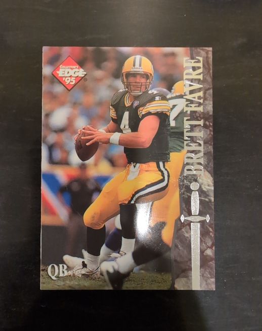 1995 Collector's Edge Excalibur #102 Brett Favre — front