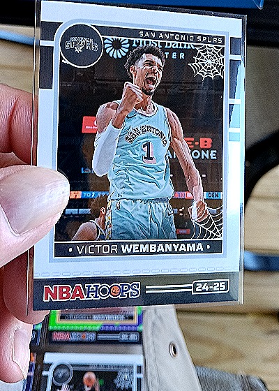 2024-25 Panini Haunted Hoops #70 Victor Wembanyama — front