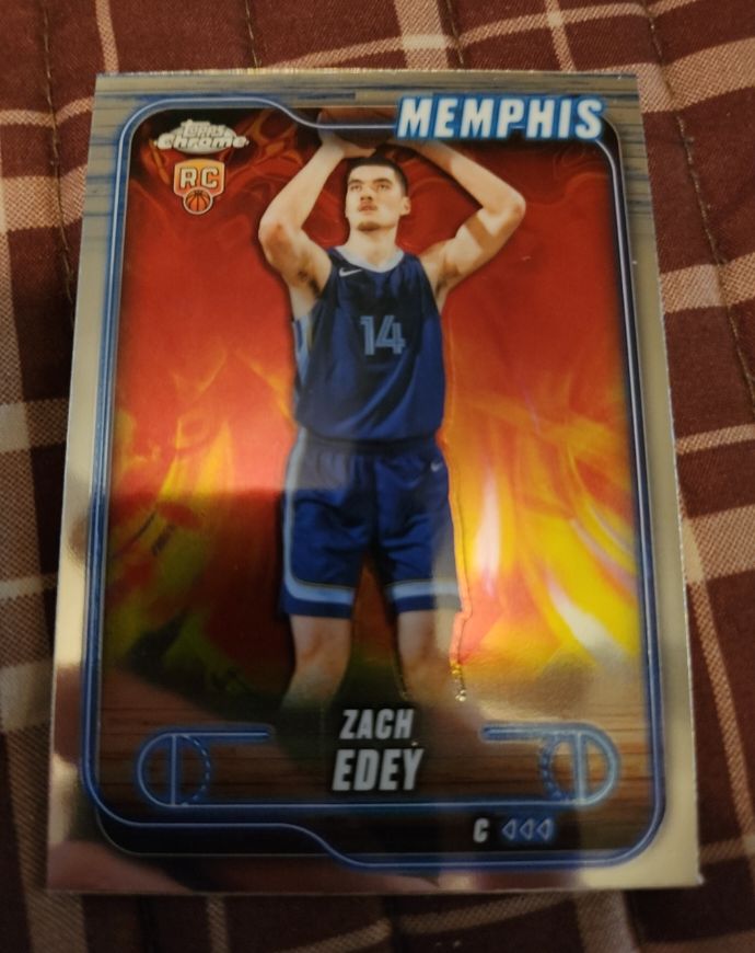 2024-25 Topps Chrome #152 Zach Edey — front