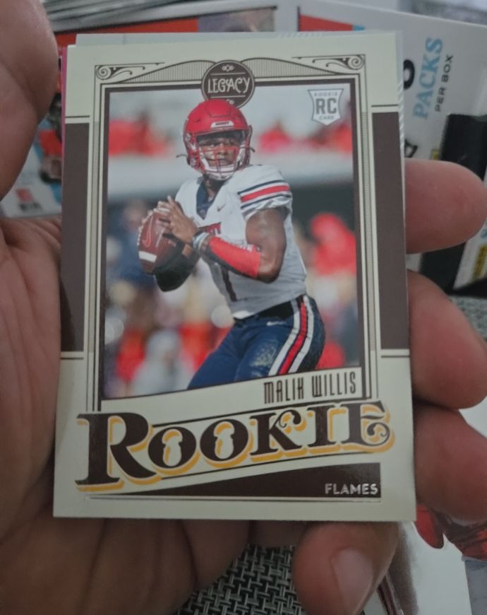 2022 Panini Chronicles Legacy Draft Picks #2 Malik Willis Rookie — front