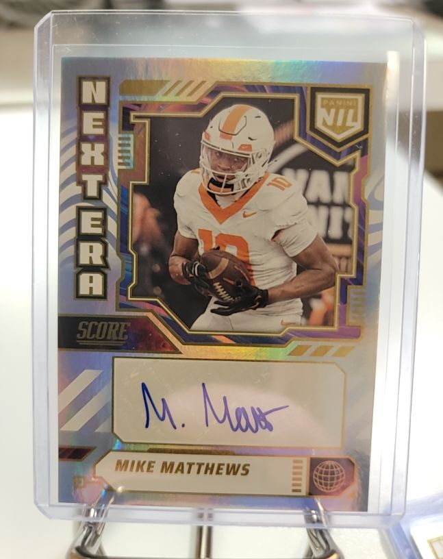 2025 Panini Score Next Era NIL Autographs #NEN-MMA Mike Matthews — front