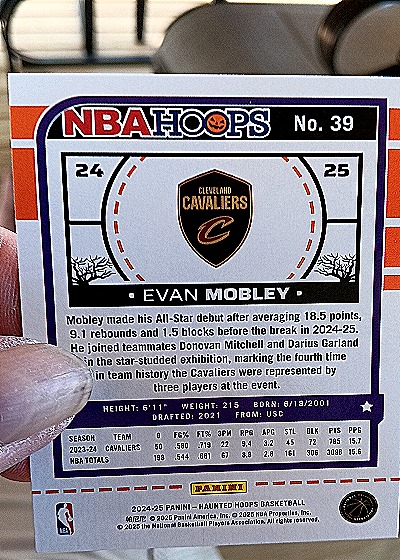2024-25 Panini NBA Hoops #39 Evan Mobley — back