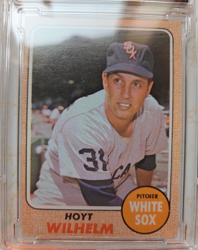 1968 Topps #350 Hoyt Wilhelm — front