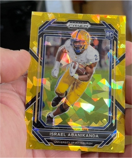 2023 Panini Prizm Draft Picks #127 Israel Abanikanda Gold Cracked Ice Prizm Rookie Card — front