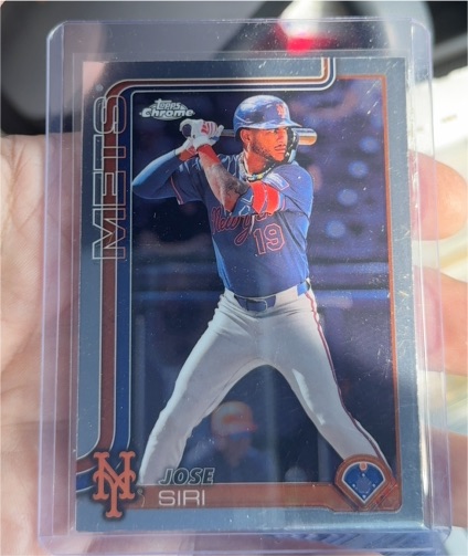 2025 Topps Chrome #195 Jose Siri — front