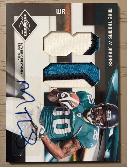 2009 Panini Limited #27 Mike Thomas — front