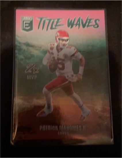 2025 Panini Donruss Elite #1 Patrick Mahomes II Title Waves Green — front