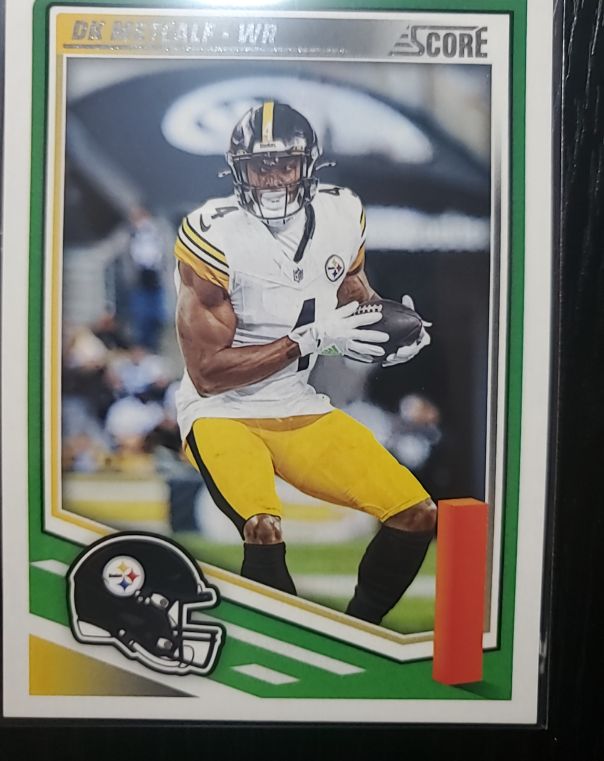 2025 Panini Score #264 DK Metcalf — front