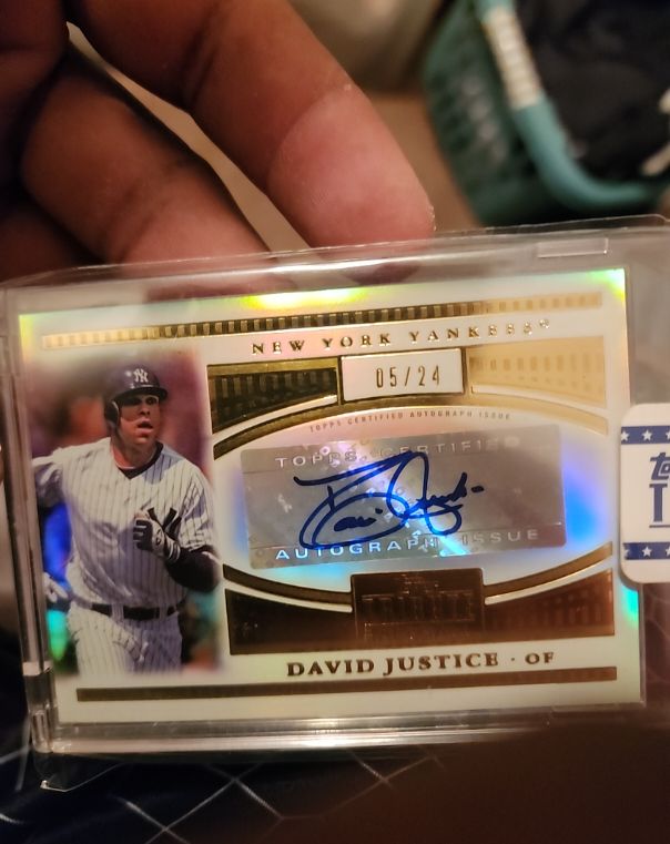 2012 Topps Tribute #05/24 David Justice — front
