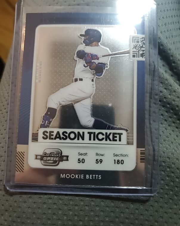 2021 Panini Contenders Optic #19 Mookie Betts — front
