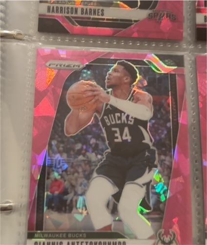 2024-25 Panini Prizm #85 Giannis Antetokounmpo — front