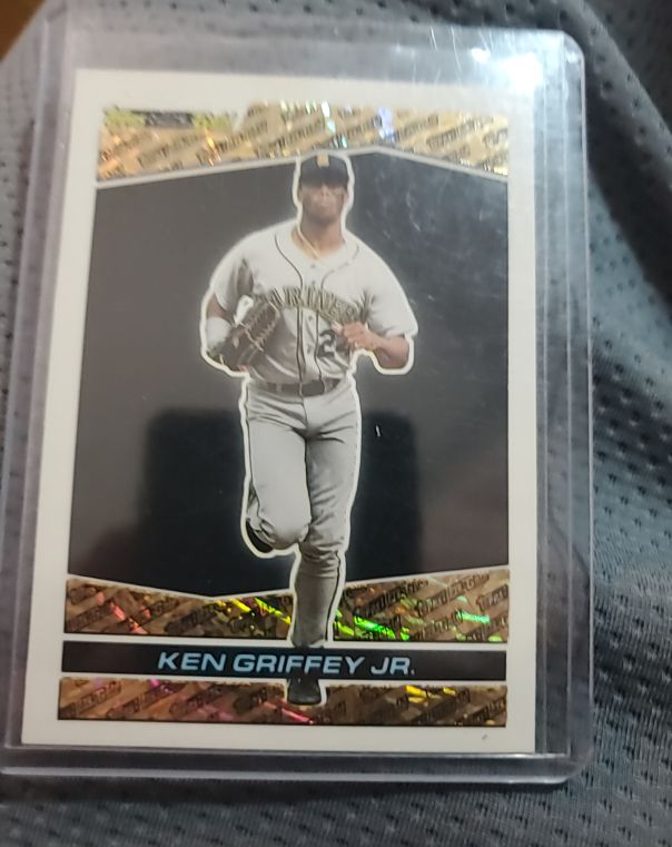 1993 Topps Black Gold #33 Ken Griffey Jr. — front
