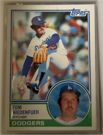 1983 Topps #477 Tom Niedenfuer — front
