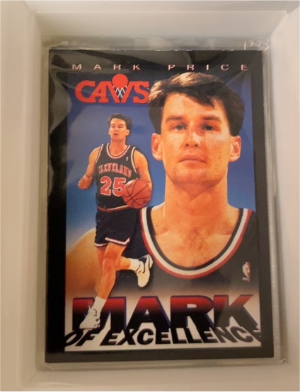 1993-94 SkyBox Premium #322 Mark Price — front