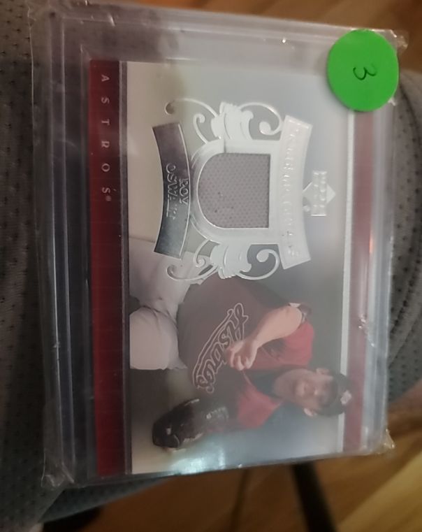 2007 Upper Deck UD Game Materials #UD-RO Roy Oswalt — front