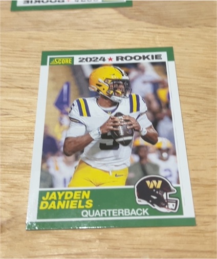 2024 Panini Score #2 Jayden Daniels Rookie — front