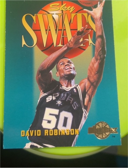 1994-95 SkyBox Premium #335 David Robinson — front
