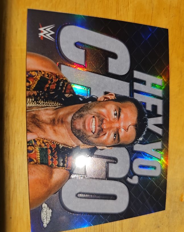 2025 Topps Chrome WWE Heavy Gama — front