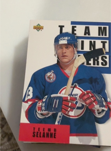 1993-94 Upper Deck #309 Teemu Selanne Winnipeg Jets Team Point Leaders — front