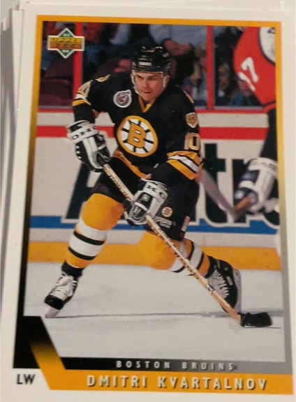 1993-94 Upper Deck #19 Dmitri Kvartalnov — front