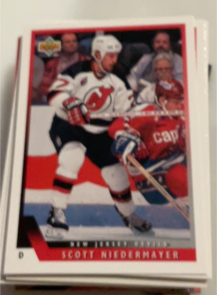1993-94 Upper Deck #25 Scott Niedermayer — front